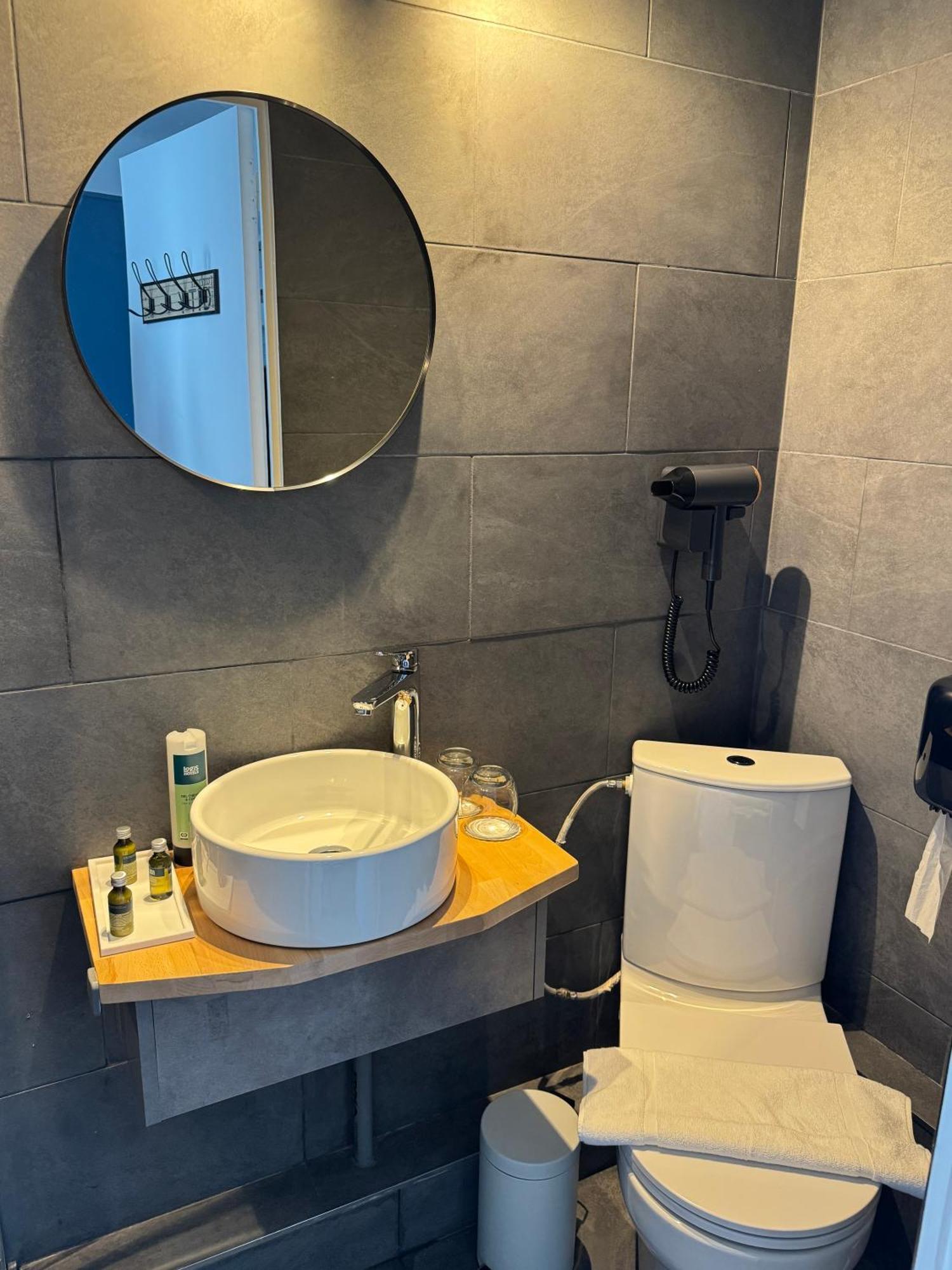 Logis Hotel De La Poste 维特里·乐·弗朗索瓦 外观 照片